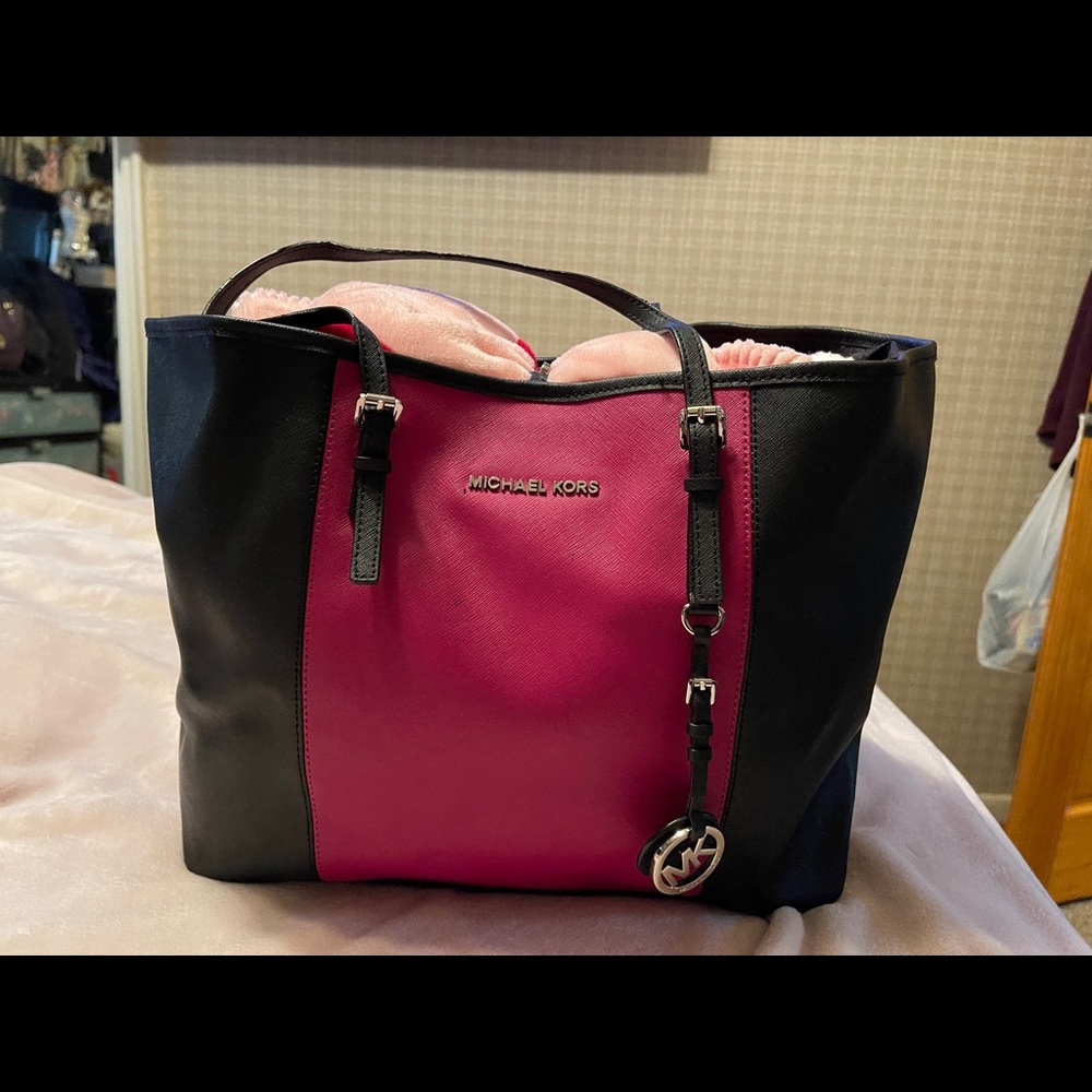 Lightly used Michael Kors bag